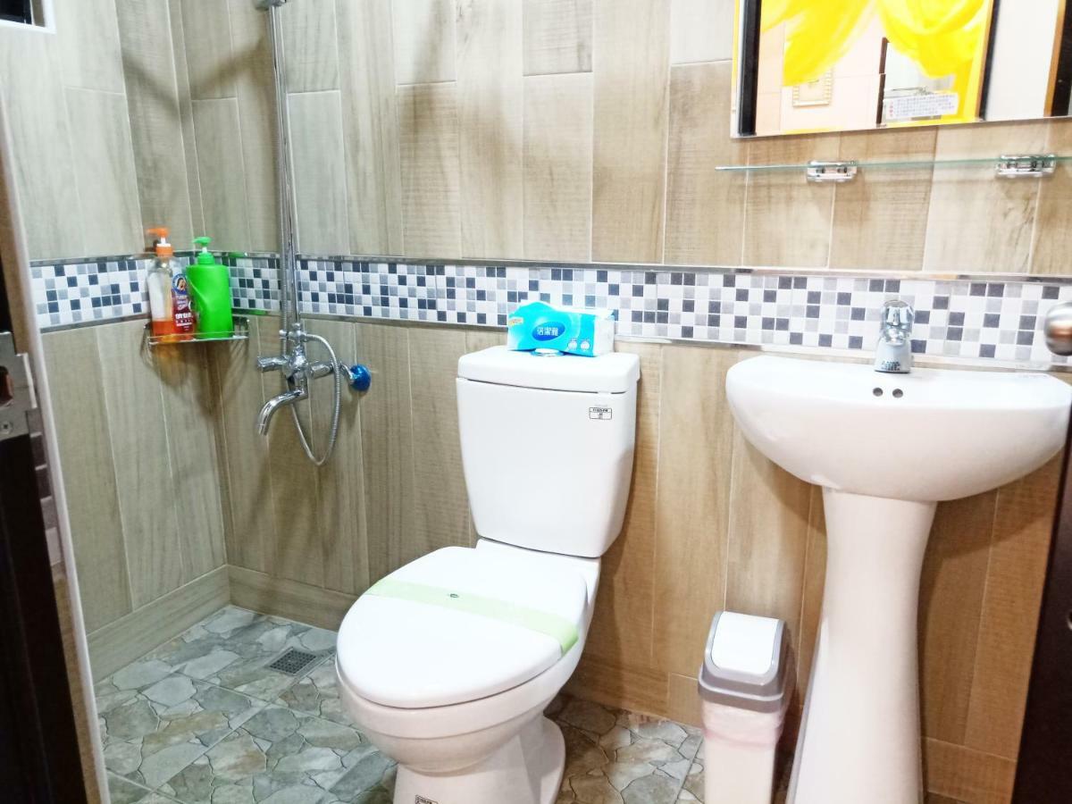 Woju Homestay Tainan Exteriör bild