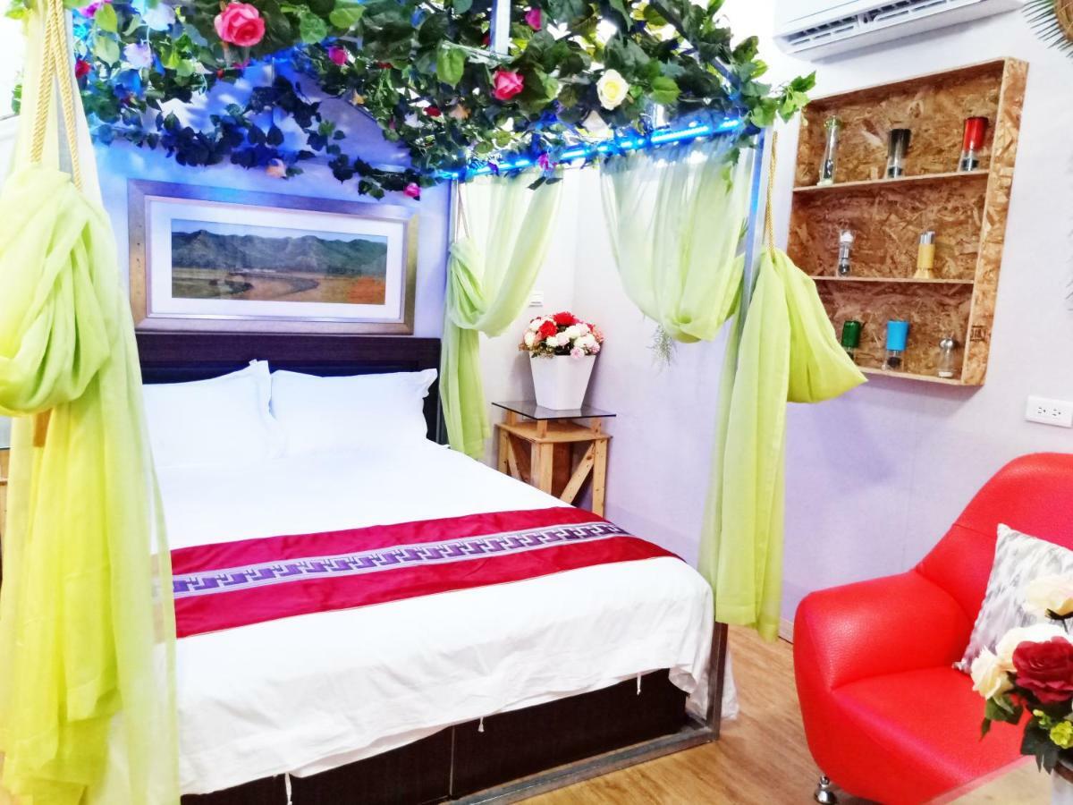 Woju Homestay Tainan Exteriör bild