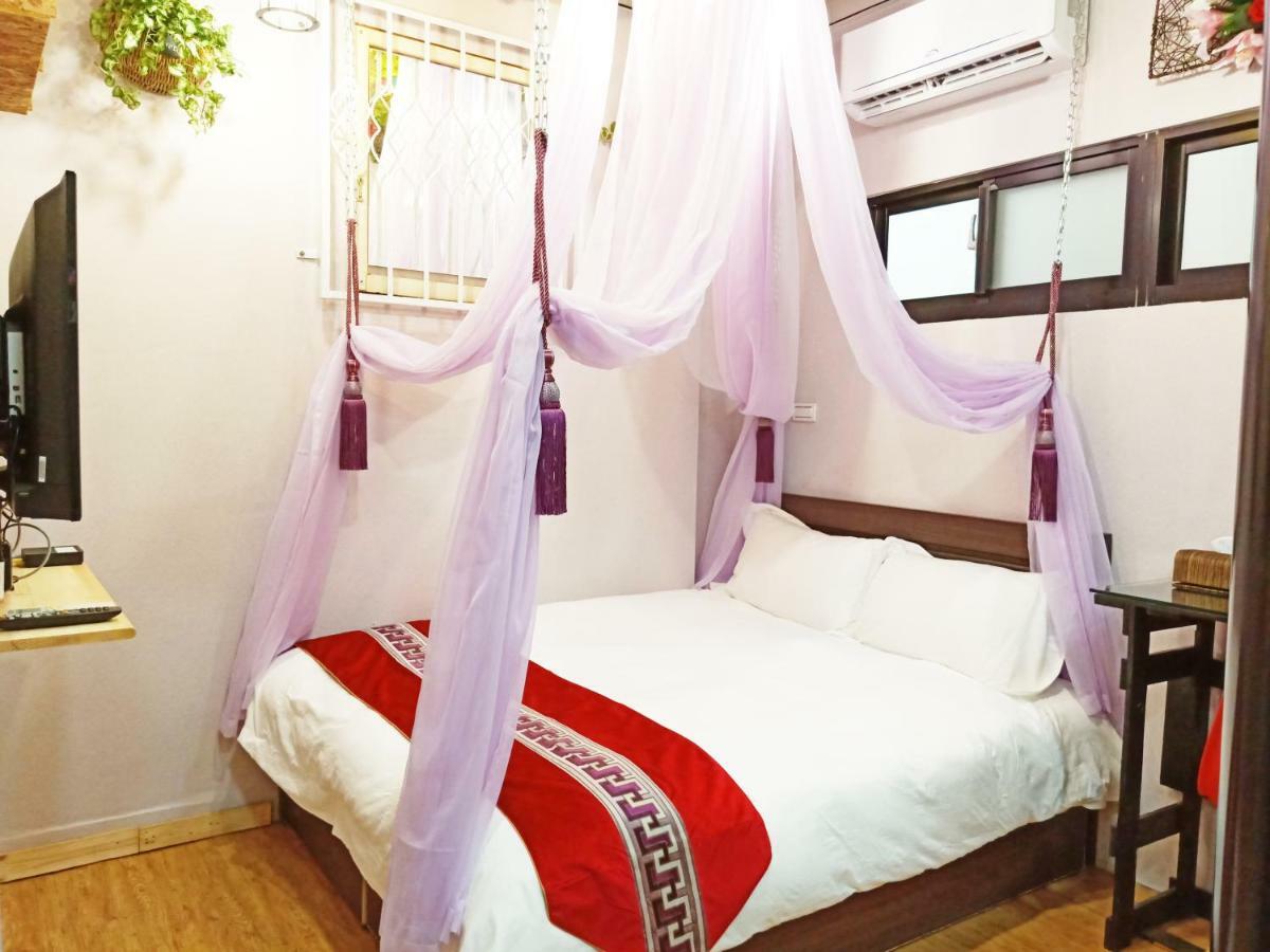 Woju Homestay Tainan Exteriör bild